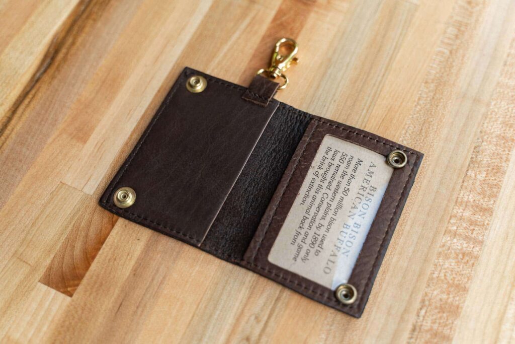 Leather Luggage Tag With Brass Snaps And Clip Leather Luggage Tag With Brass Snaps And Clip