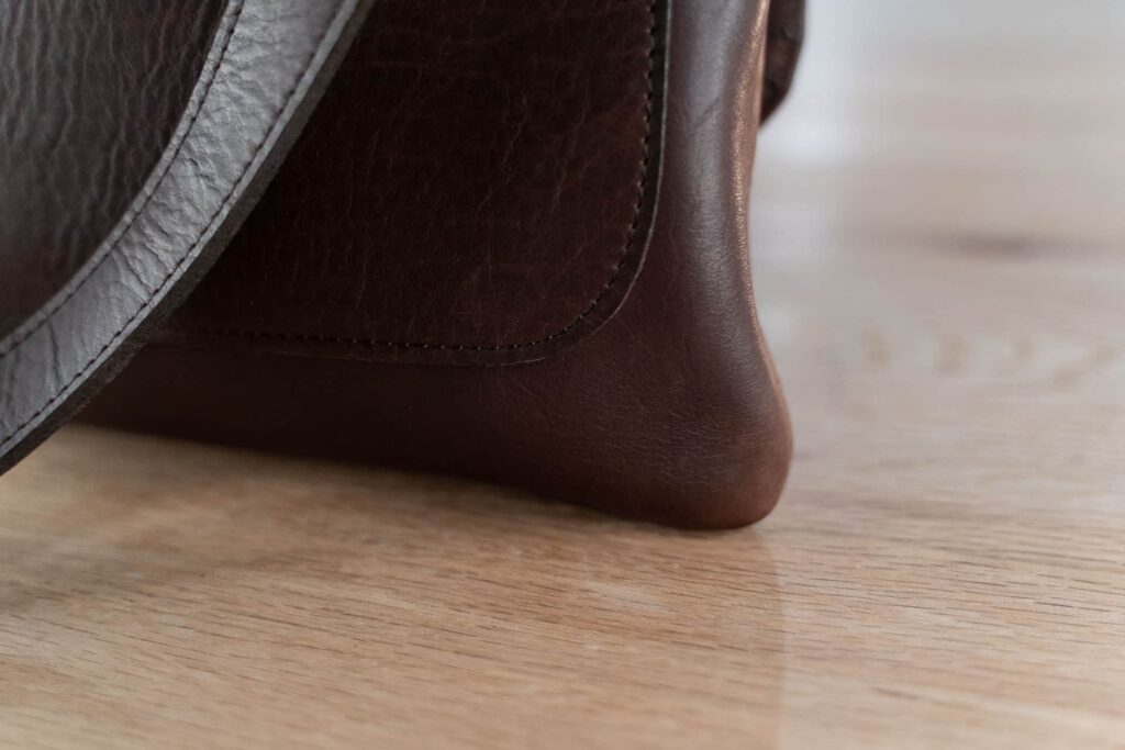 Texas Purse With Star Made From Brown Full Grain Leather Texas Purse With Star Made From Brown Full Grain Leather