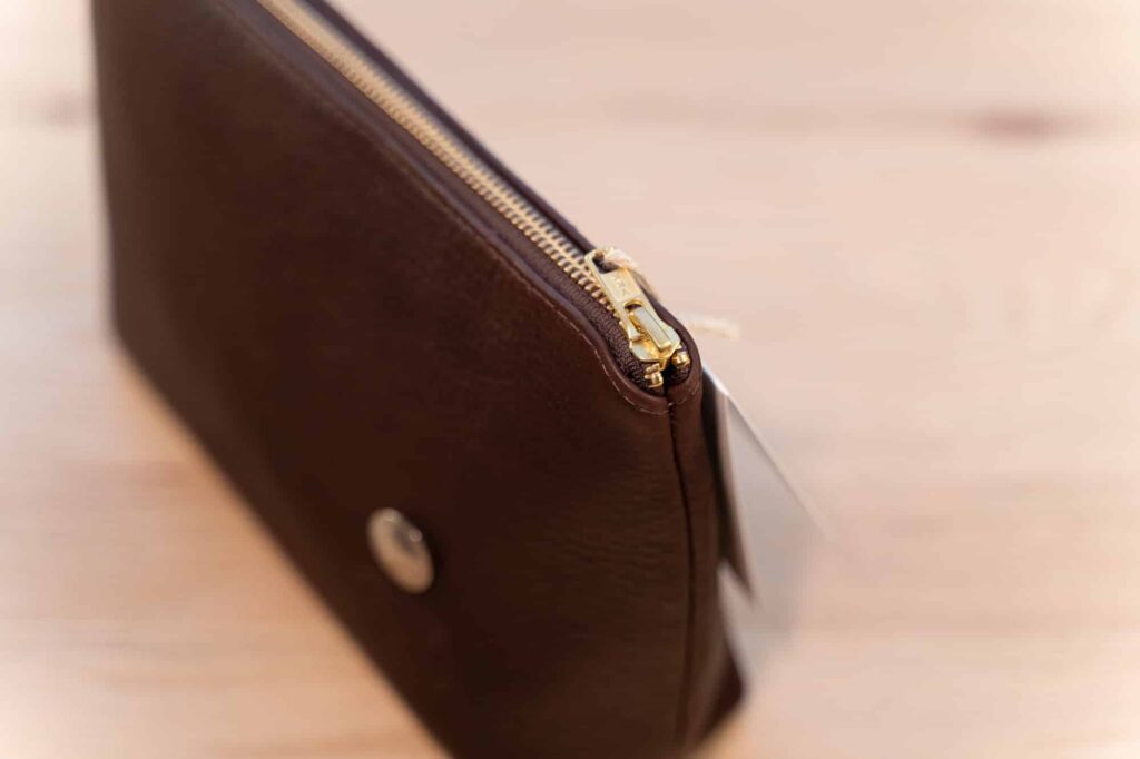 Brass Zipper On Buffalo Leather Dopp Kit Brass Zipper On Buffalo Leather Dopp Kit