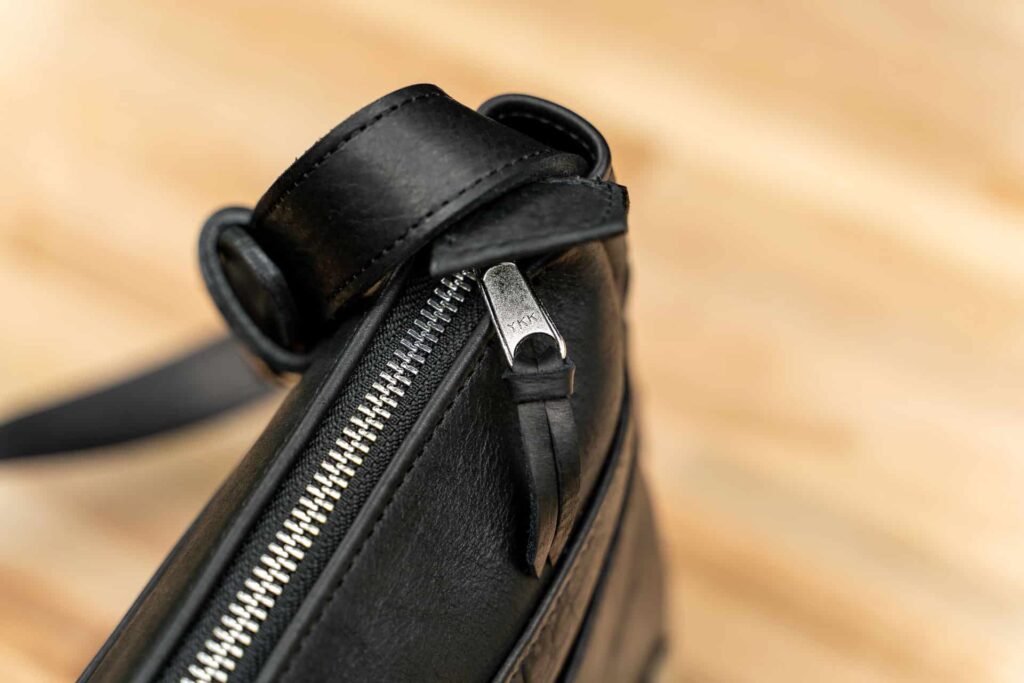 Dakota Purse - Black Buffalo Leather - Made In Usa - Zipper Dakota Purse - Black Buffalo Leather - Made In Usa - Zipper