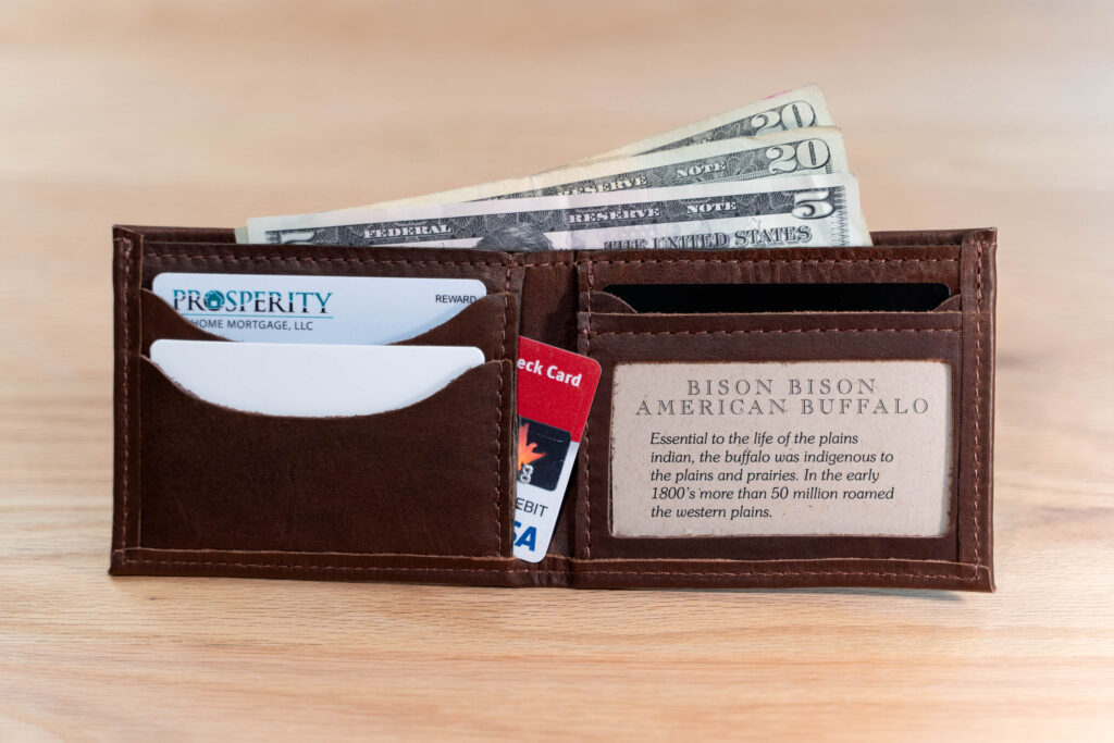 Three Horizontal, Top Load, Credit Card Slots With Two More Internal Fold-Line Load Slots Three Horizontal, Top Load, Credit Card Slots With Two More Internal Fold-Line Load Slots